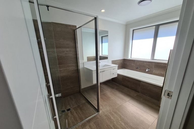 Photo of property in 61 Harding Drive, Papamoa Beach, Papamoa, 3118