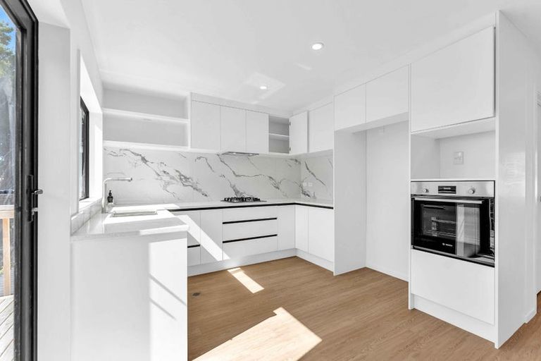 Photo of property in 76a Crawford Avenue, Mangere Bridge, Auckland, 2022