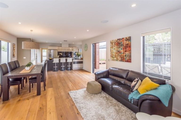 Photo of property in 28 Hawthorne Street, Strowan, Christchurch, 8052