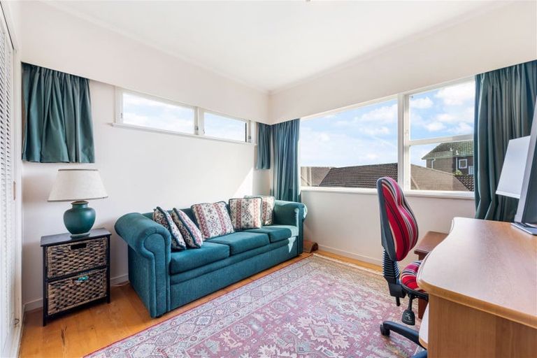 Photo of property in 11 Pamela Place, New Lynn, Auckland, 0600
