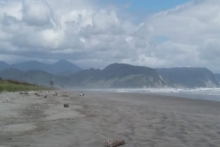 Photo of property in 61 Glasseye Drive, Little Wanganui, Karamea, 7893