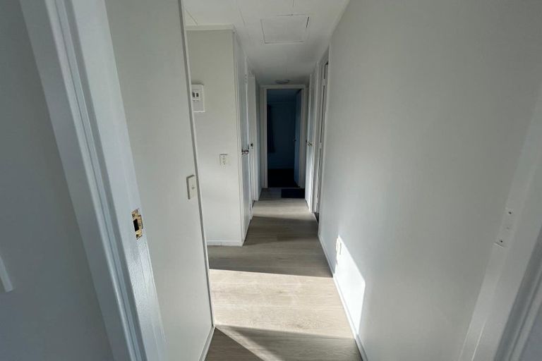 Photo of property in 6 Applewood Drive, Henderson, Auckland, 0612