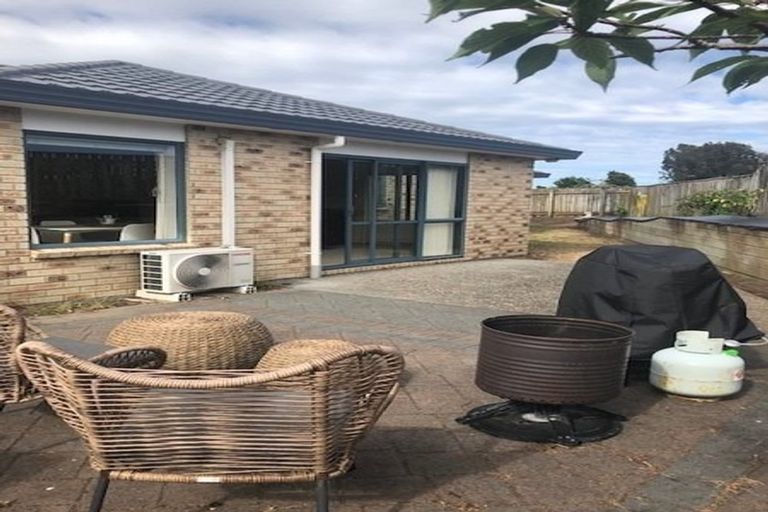 Photo of property in 9 Stella Court, Paraparaumu, 5032