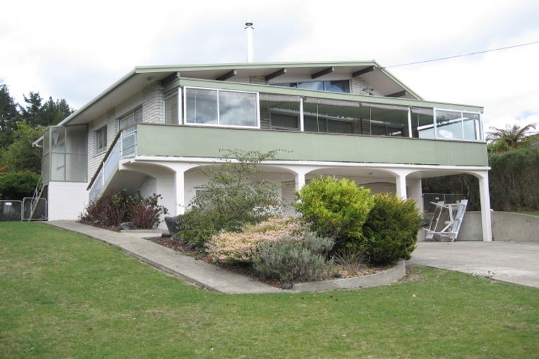 Photo of property in 16 Wharetoroa Drive, Rotoiti Forest, Rotorua, 3074