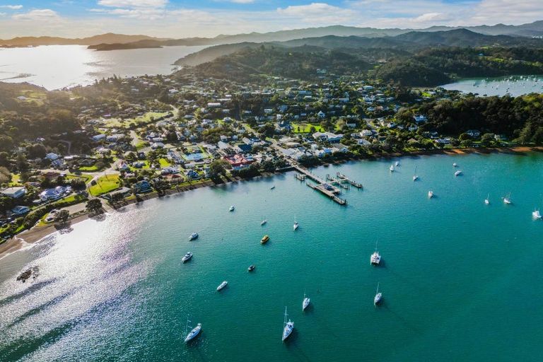 Photo of property in 49 The Strand, Russell, 0202