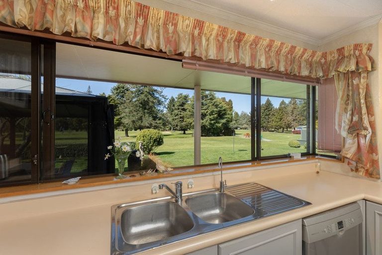 Photo of property in 10 Edwin Chambers Drive, Motueka, 7120