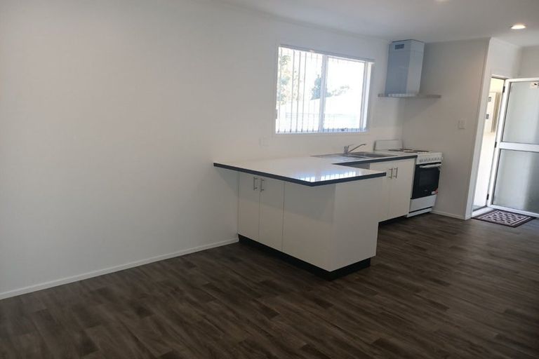 Photo of property in 14 Damson Place, Bucklands Beach, Auckland, 2012