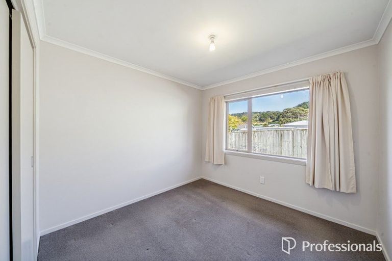 Photo of property in 21 Sun Valley Grove, Wainuiomata, Lower Hutt, 5014