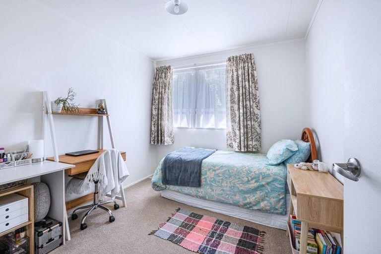 Photo of property in 35 Crawshaw Drive, Nawton, Hamilton, 3200