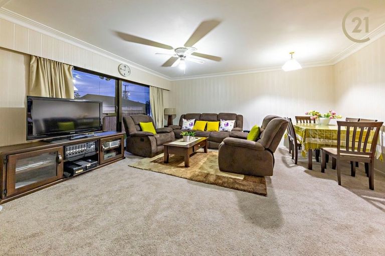 Photo of property in 2/24 Prictor Street, Papakura, 2110