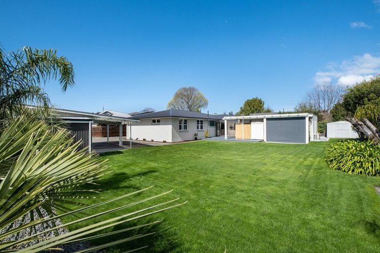 Photo of property in 23 Brookvale Road, Havelock North, 4130