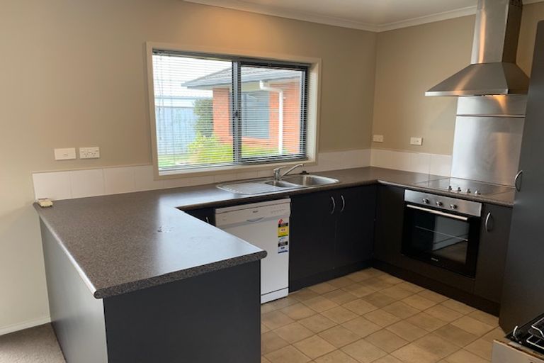 Photo of property in 23 Poplar Grove, Feilding, 4702