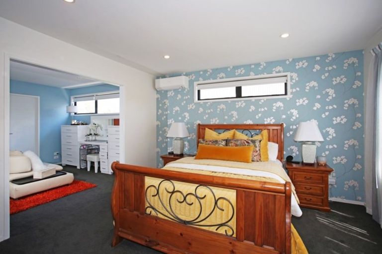 Photo of property in 10 Stockyard Crescent, Pukekohe, 2120