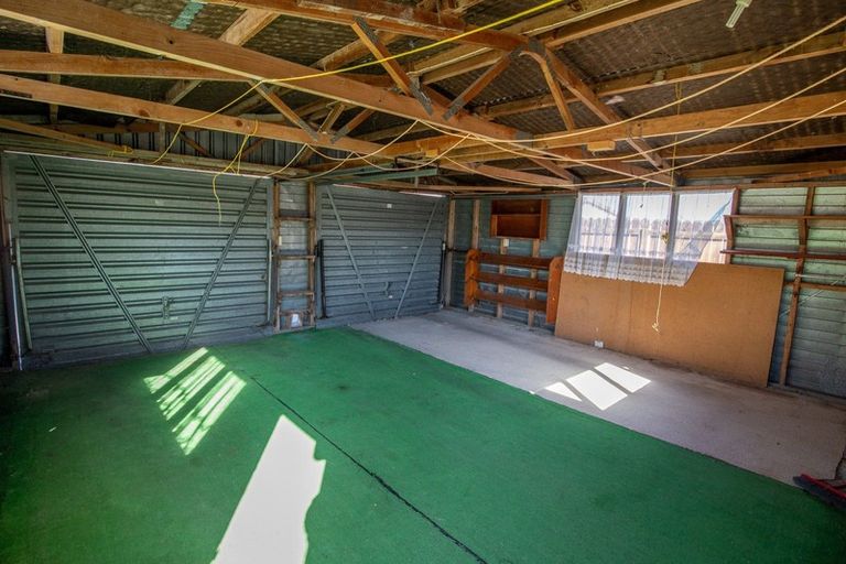 Photo of property in 6 Miller Place, Ngatea, 3503