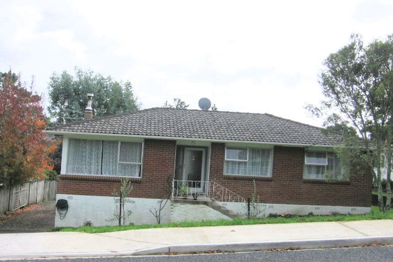 Photo of property in 25 Outlook Road, Greenhithe, Auckland, 0632