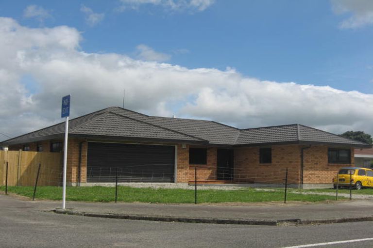 Photo of property in 30 Mangahao Road, Pahiatua, 4910