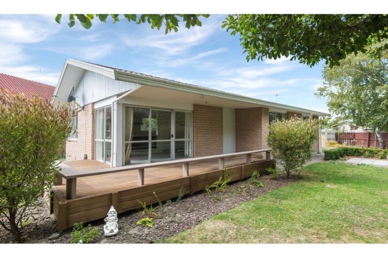 Photo of property in 2 Magenta Place, Dinsdale, Hamilton, 3204