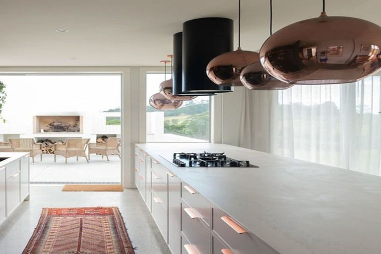 Photo of property in 20 Puke Road, Kumeu, 0891