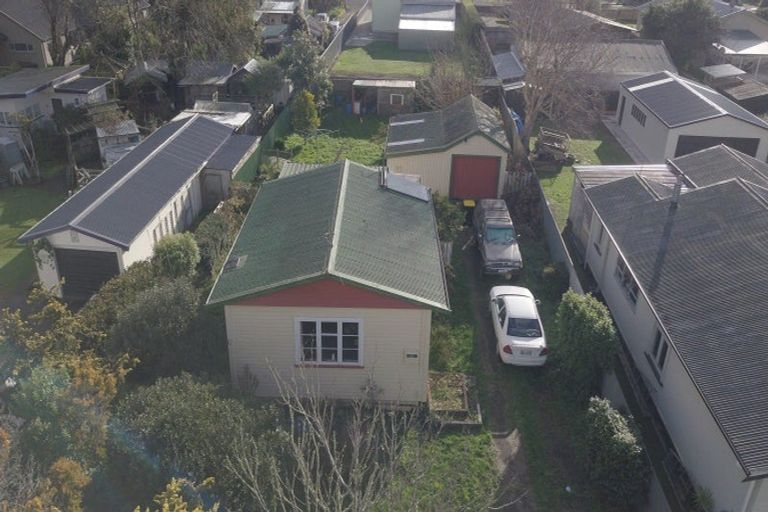Photo of property in 12 Huxley Street, Pahiatua, 4910