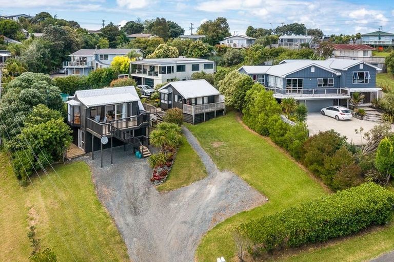 Photo of property in 8 Woodlands Avenue, Snells Beach, 0920