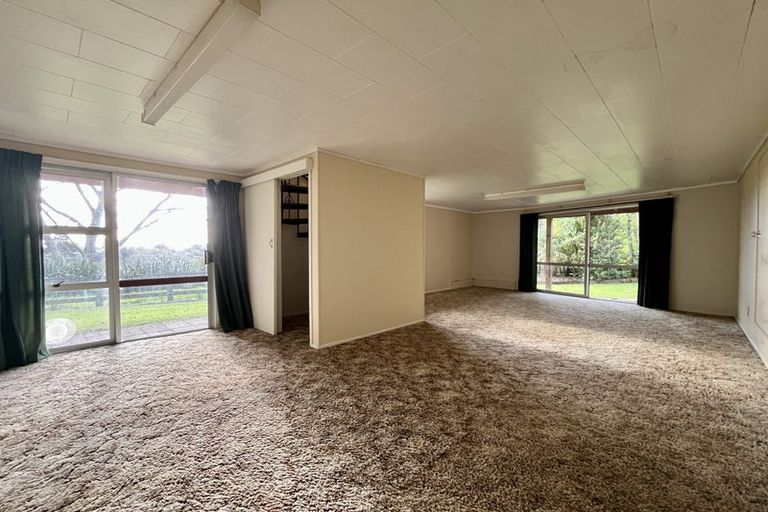 Photo of property in 339 Whitford Road, Whitford, Howick, 2571