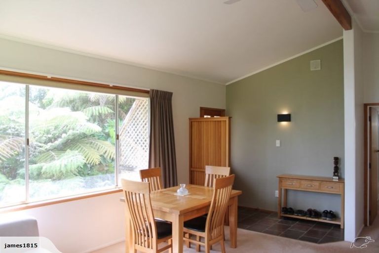 Photo of property in 10 Rosecamp Road, Beach Haven, Auckland, 0626