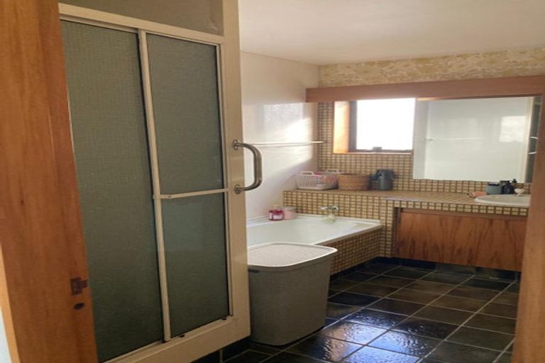 Photo of property in 8/9 Wilkinson Street, Oriental Bay, Wellington, 6011