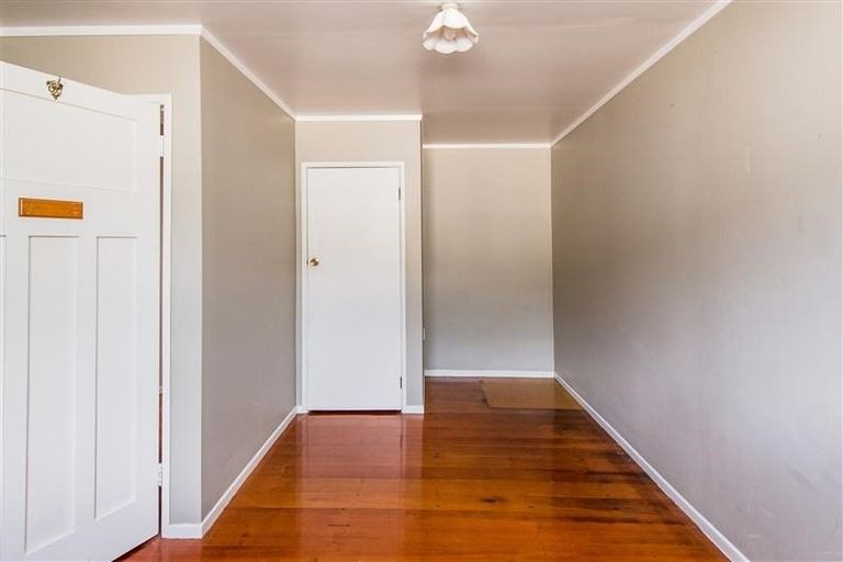 Photo of property in 7 Marne Street, Hokowhitu, Palmerston North, 4410