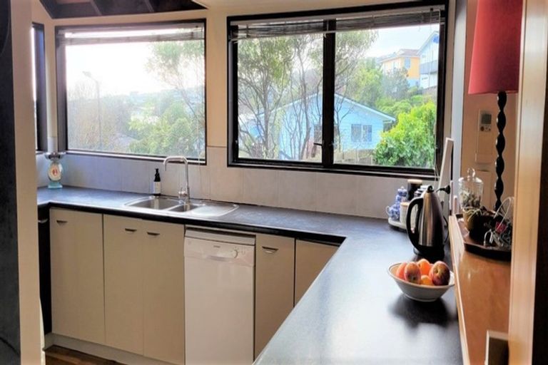 Photo of property in 3 Beauly Grove, Papakowhai, Porirua, 5024