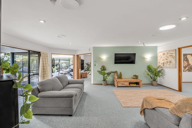 Photo of property in 6 Enverton Drive, Rangiora, 7400