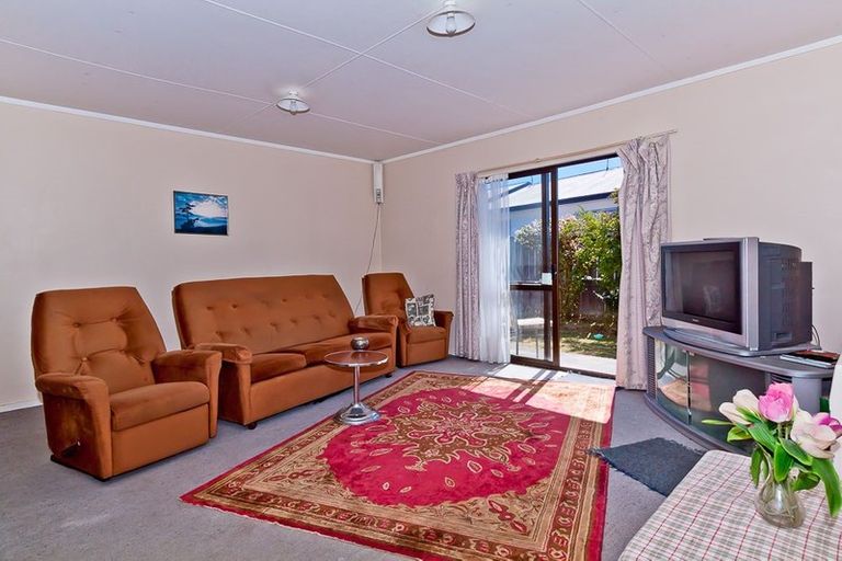 Photo of property in 33a Jupiter Street, Milson, Palmerston North, 4414
