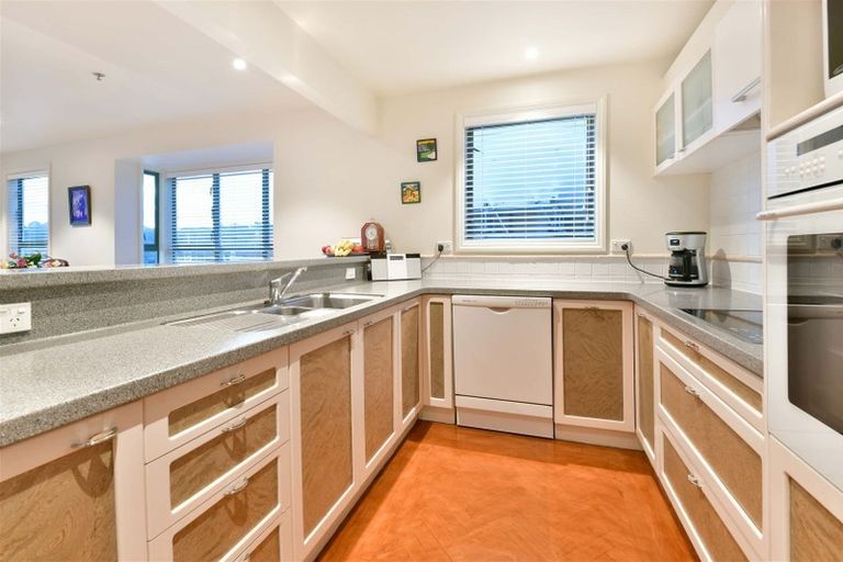 Photo of property in 66 Harbour Village Drive, Gulf Harbour, Whangaparaoa, 0930