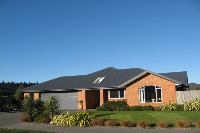 Photo of property in 18 Hemingway Place, Spencerville, Christchurch, 8083