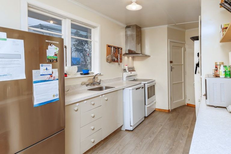 Photo of property in 89 Cameron Crescent, Masterton, 5810