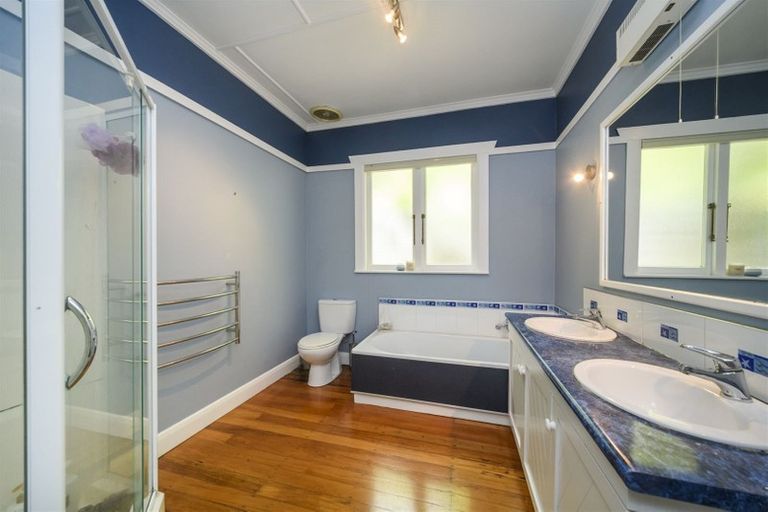 Photo of property in 42 Te Awe Awe Street, Hokowhitu, Palmerston North, 4410