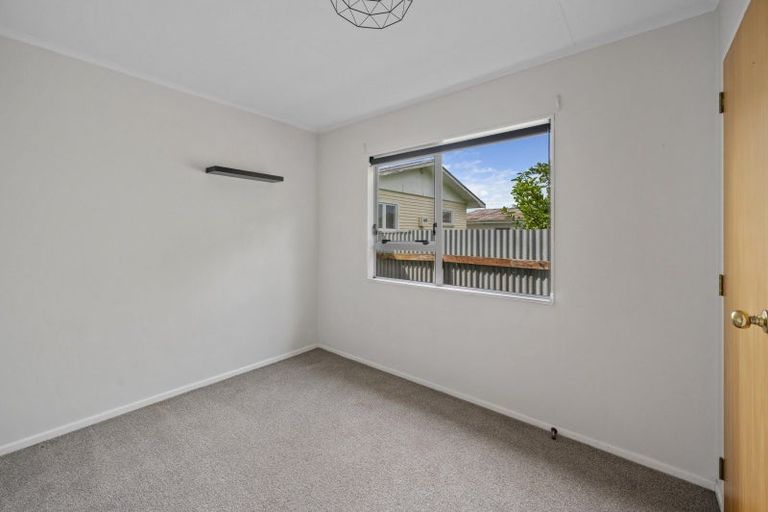 Photo of property in 9 Hillary Crescent, Maraenui, Napier, 4110