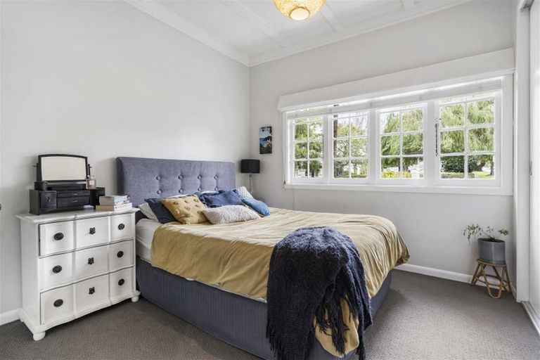 Photo of property in 30 Lambeth Road, Mount Eden, Auckland, 1041