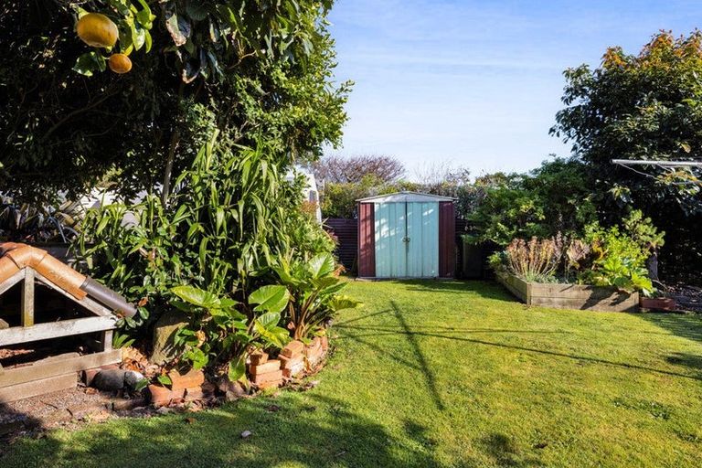 Photo of property in 13 Disraeli Street, Hawera, 4610