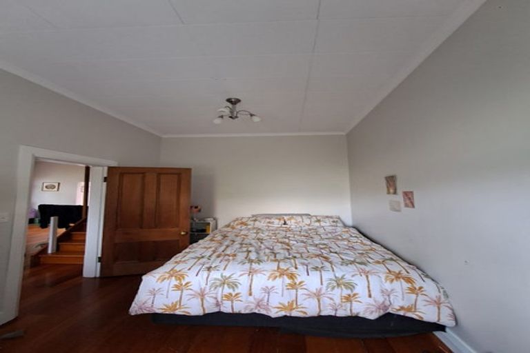 Photo of property in 27 Maida Vale Road, Roseneath, Wellington, 6011