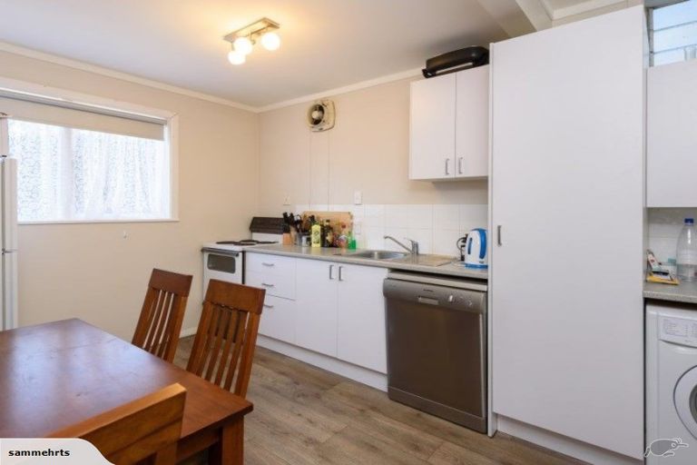 Photo of property in 26a Delhi Crescent, Khandallah, Wellington, 6035