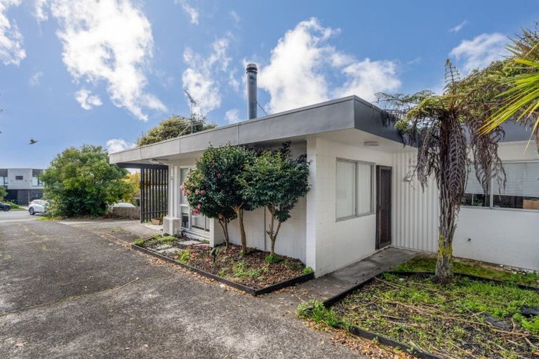 Photo of property in 1/8 Wilbur Place, Pakuranga Heights, Auckland, 2010