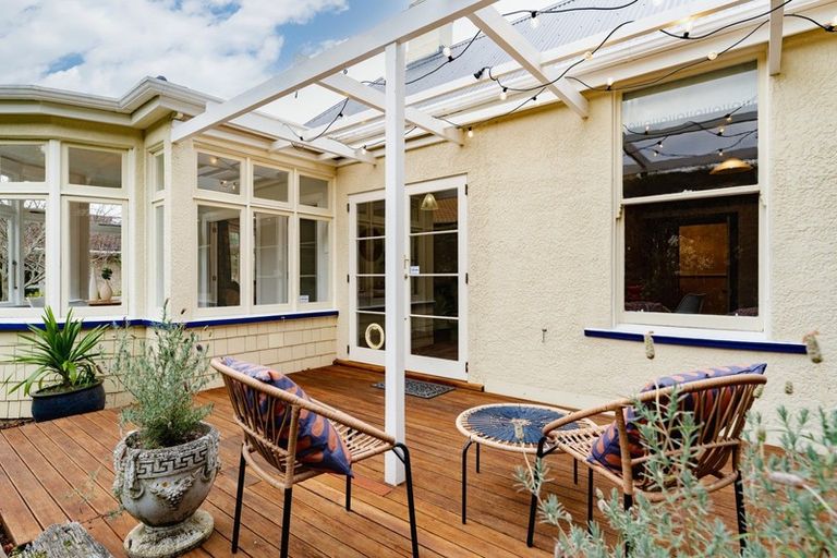 Photo of property in 30 Hobson Street, Saint Clair, Dunedin, 9012