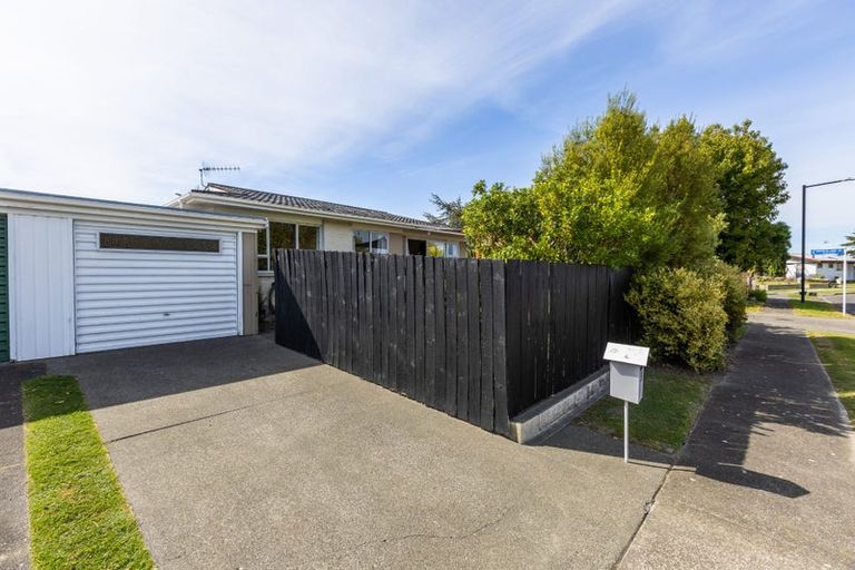 Photo of property in 5 Sutherland Street, Tamatea, Napier, 4112