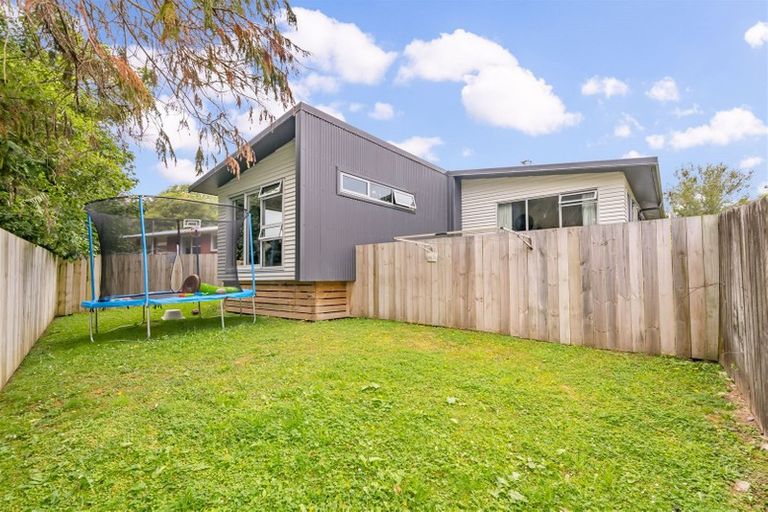Photo of property in 2/1 Hair Street, Wainuiomata, Lower Hutt, 5014