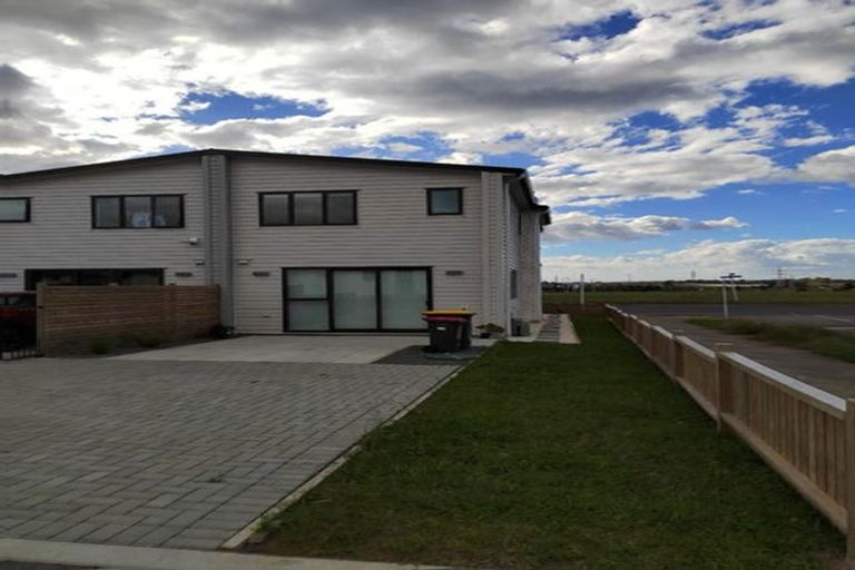 Photo of property in 30 Auranga Drive, Karaka, Papakura, 2113