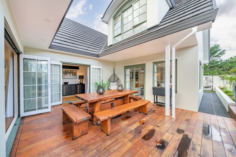 Photo of property in 18 Mary Huse Grove, Manor Park, Lower Hutt, 5019