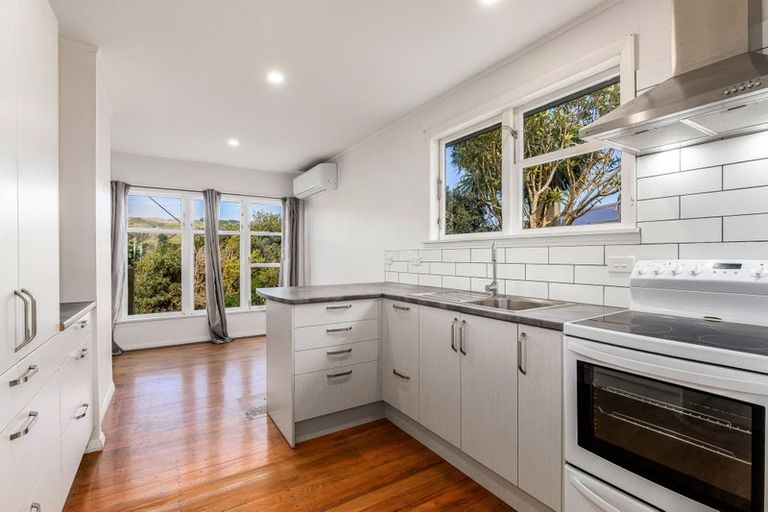 Photo of property in 20 Rawhiti Road, Pukerua Bay, Porirua, 5026