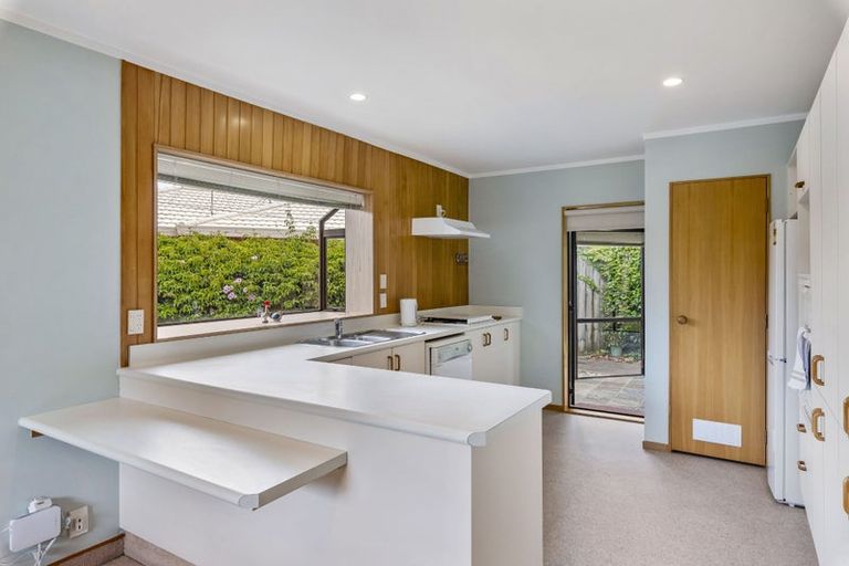 Photo of property in 46 The Drive, Paraparaumu Beach, Paraparaumu, 5032