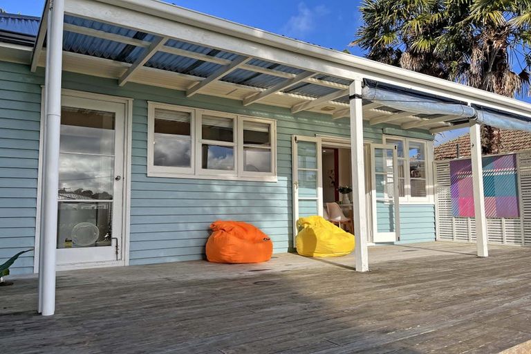 Photo of property in 16 Churchill Street, Kensington, Whangarei, 0112