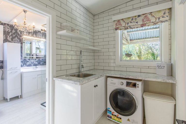 Photo of property in 3 Adolphus Street, Norsewood, 4974